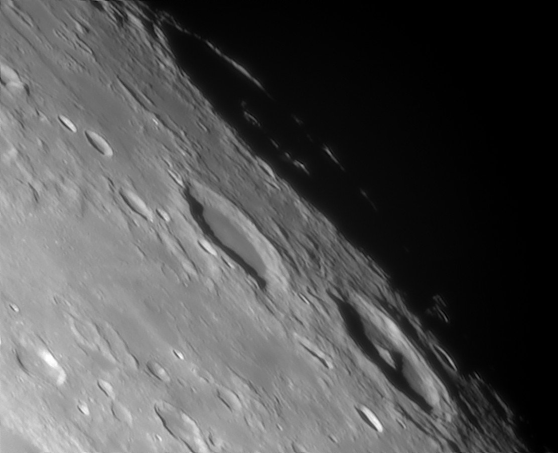 gauss_051225_225829_Rc.jpg