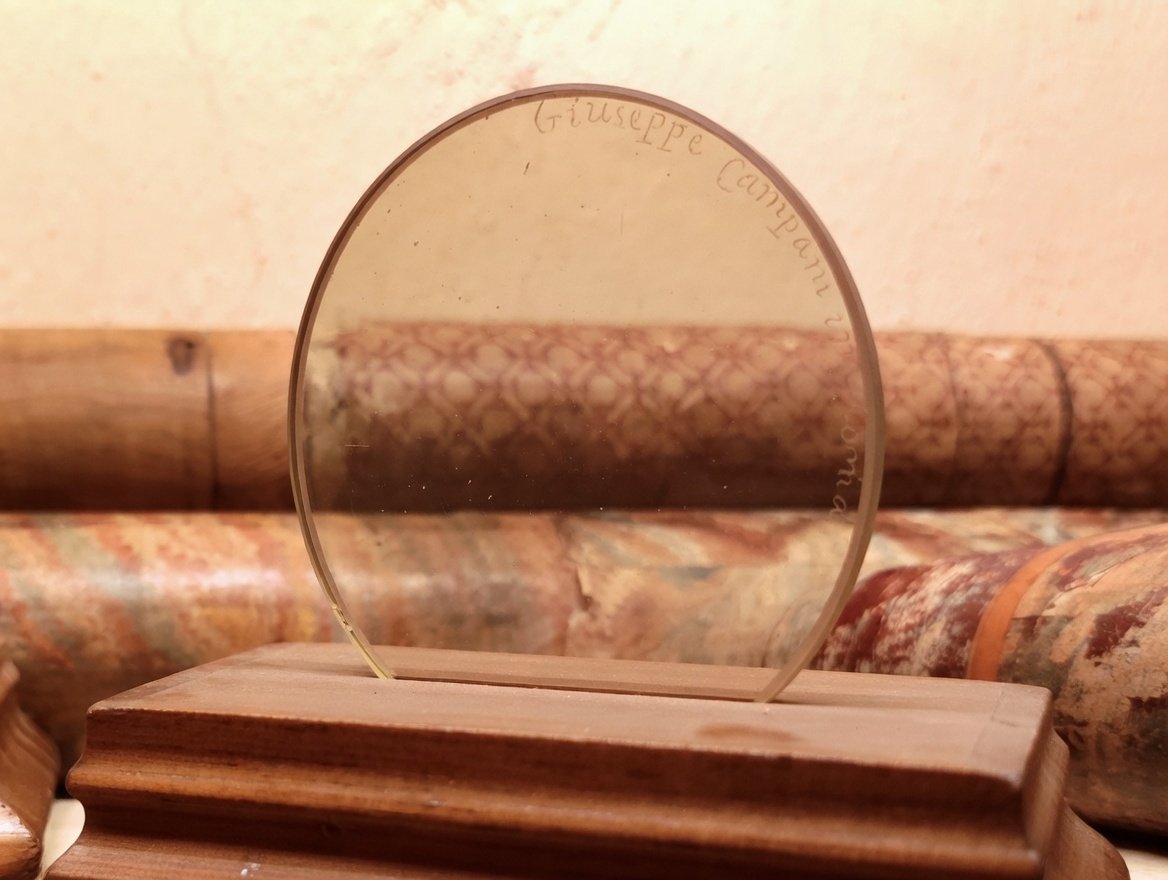 Giuseppe Campani Objective Museo Specola HD (4).jpg