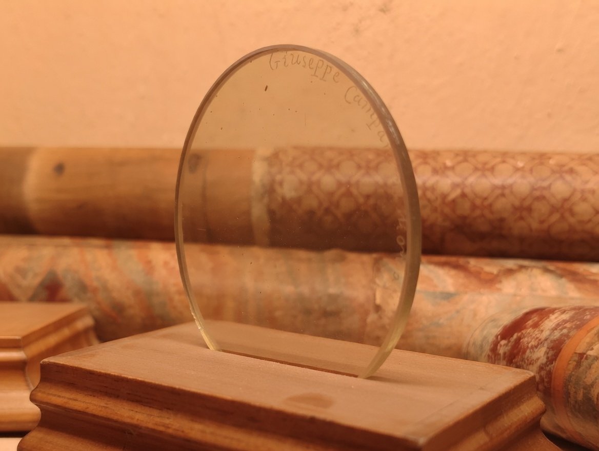 Giuseppe Campani Objective Museo Specola HD (6).jpg