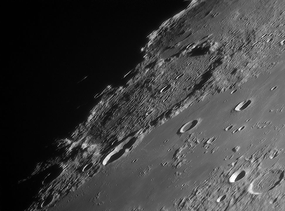 herschel_230421_211311p120c.jpg