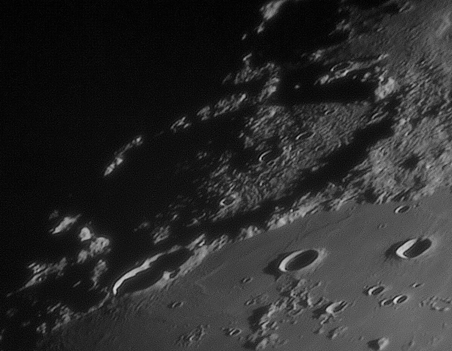 herschel_300523_211242p120c.jpg