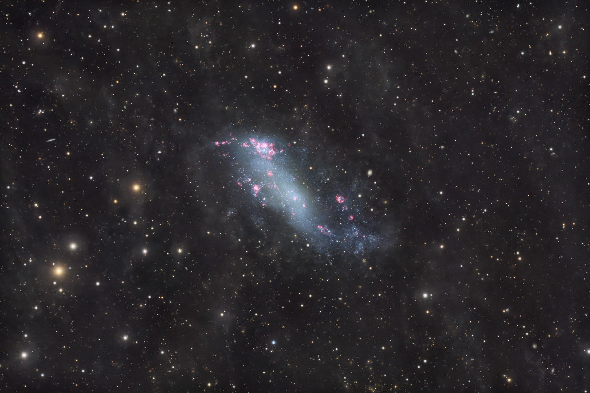 IC2574_dust.jpg