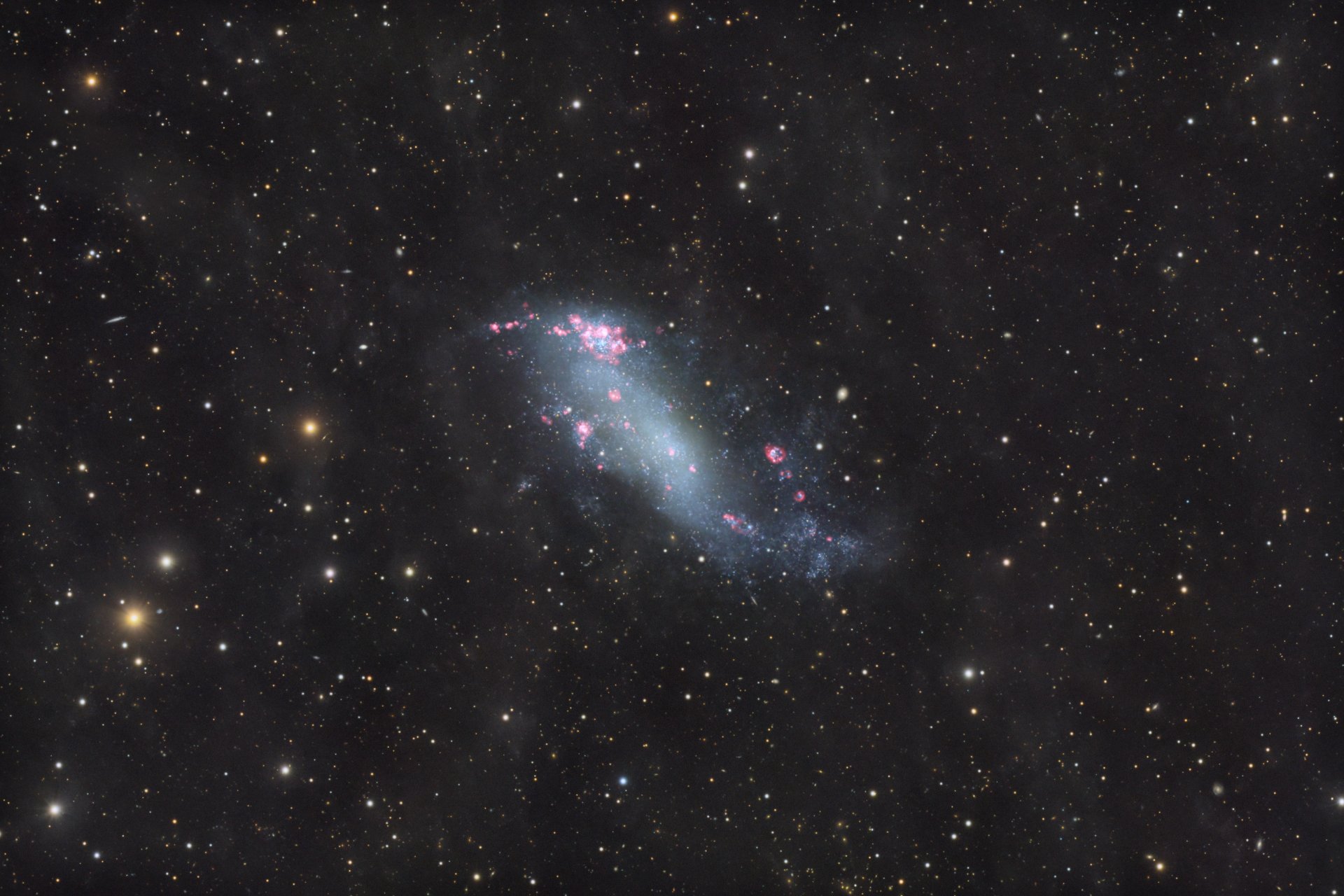 IC2574_dust_V2.jpg
