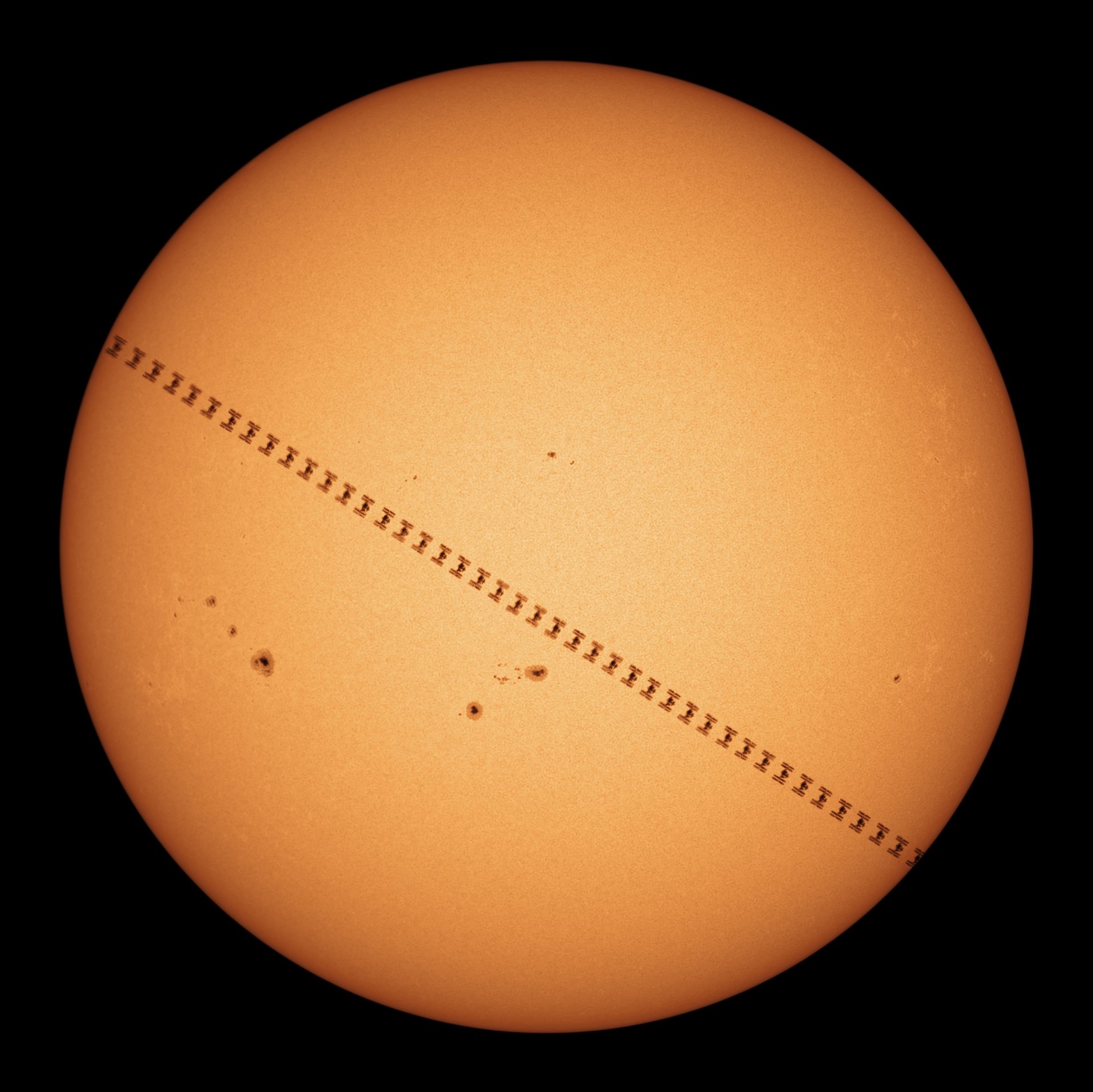 ISS_Transit_Weisslicht_26.05.26.jpg