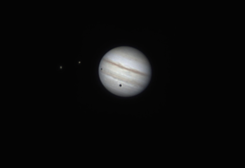 Jupiter doppelter Schattenwurf 2022.GIF