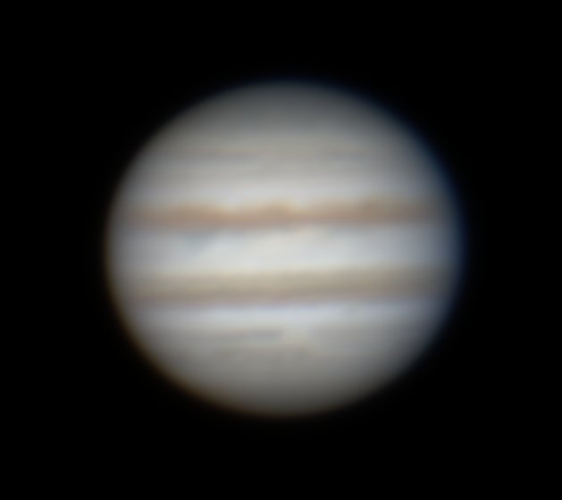 Jupiter_211225_232635_RGB_Gain=384_Exposure=3.9ms_lapl5_ap194_2p123_2.jpg