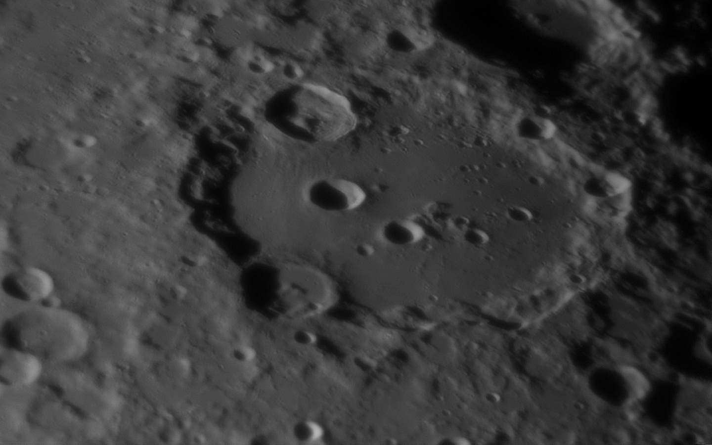 Krater_Clavius_13032022.jpg