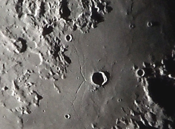 l35_rimae_triesnecker.jpg