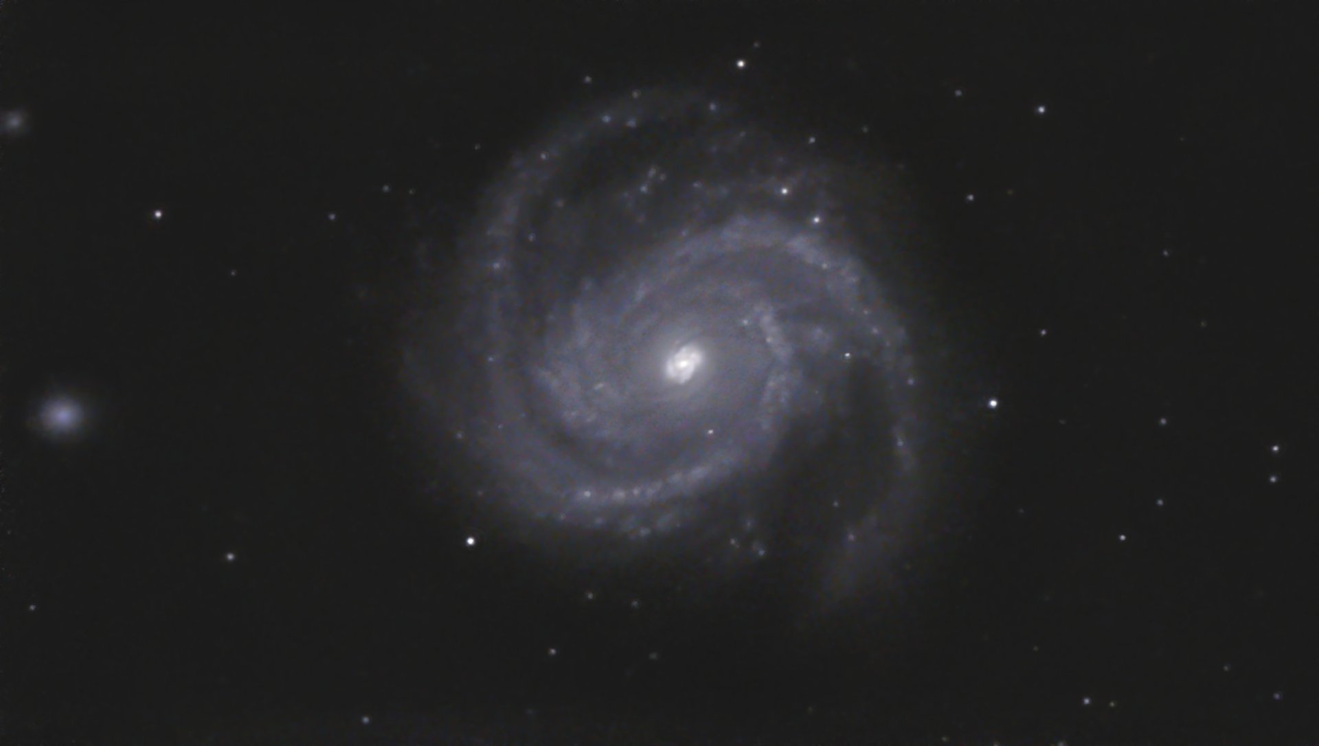 m100-190425-1500mmc.jpg