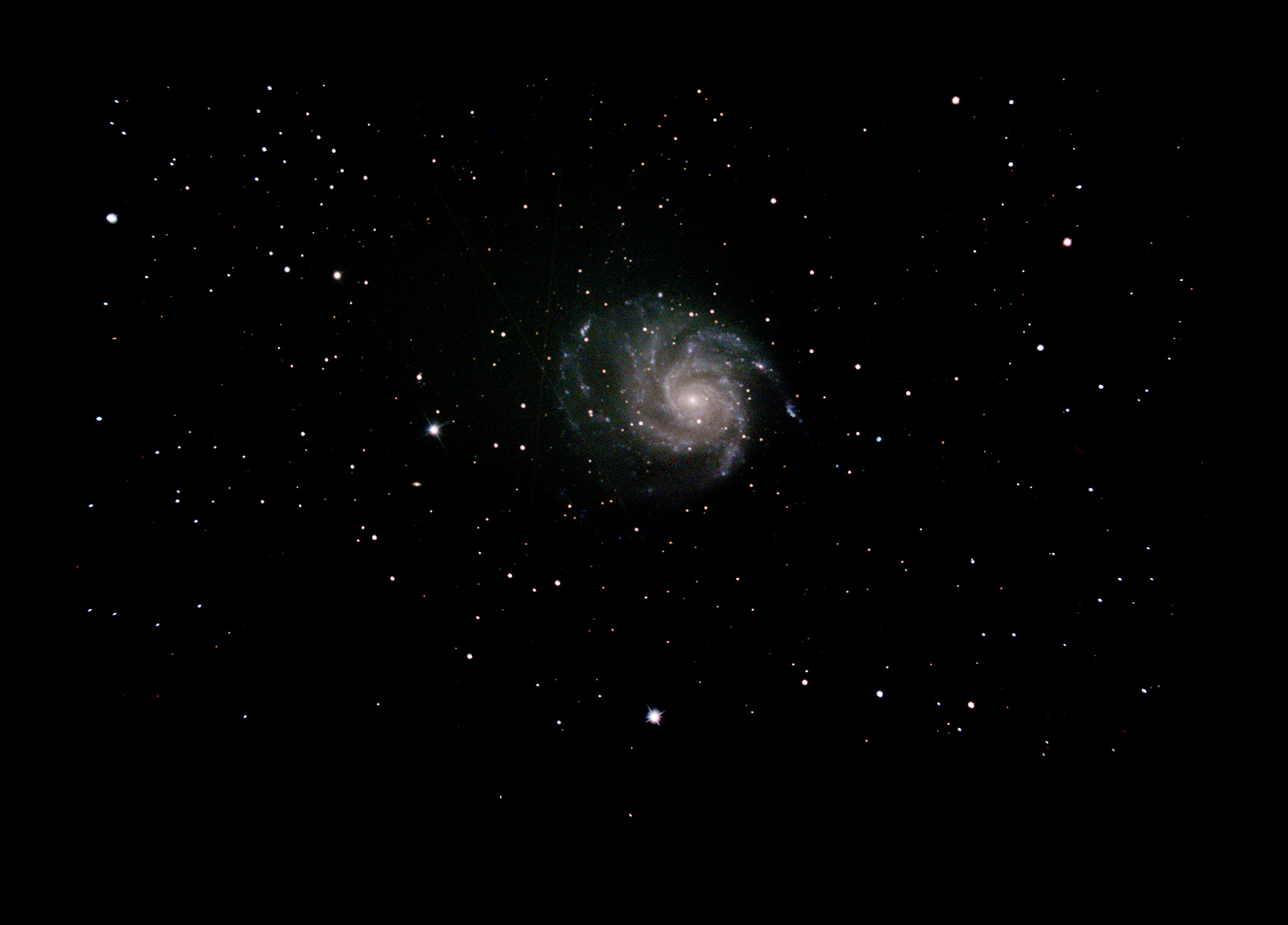 M101_1500_Rand_Stack_306frames_2448s.jpg