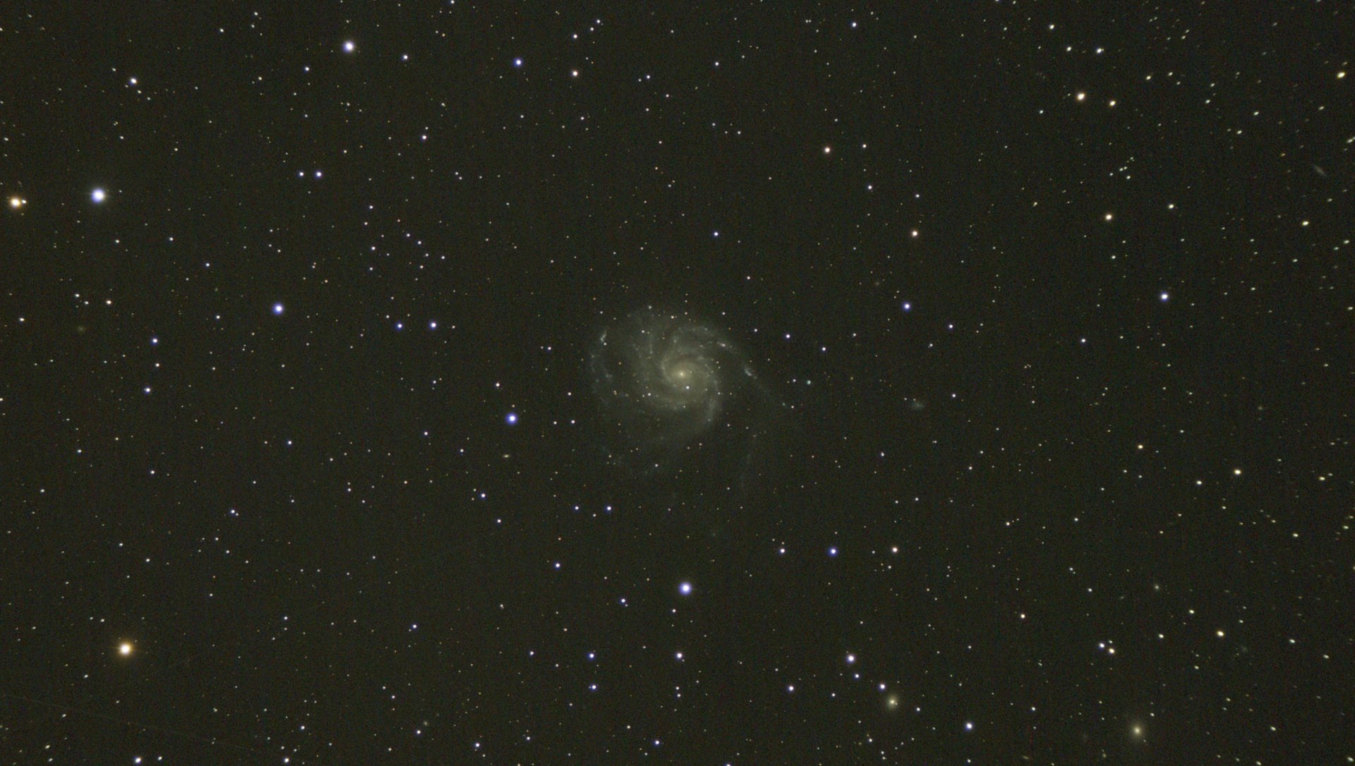M101_161frames_2415s_WithDisplayStretch.jpg