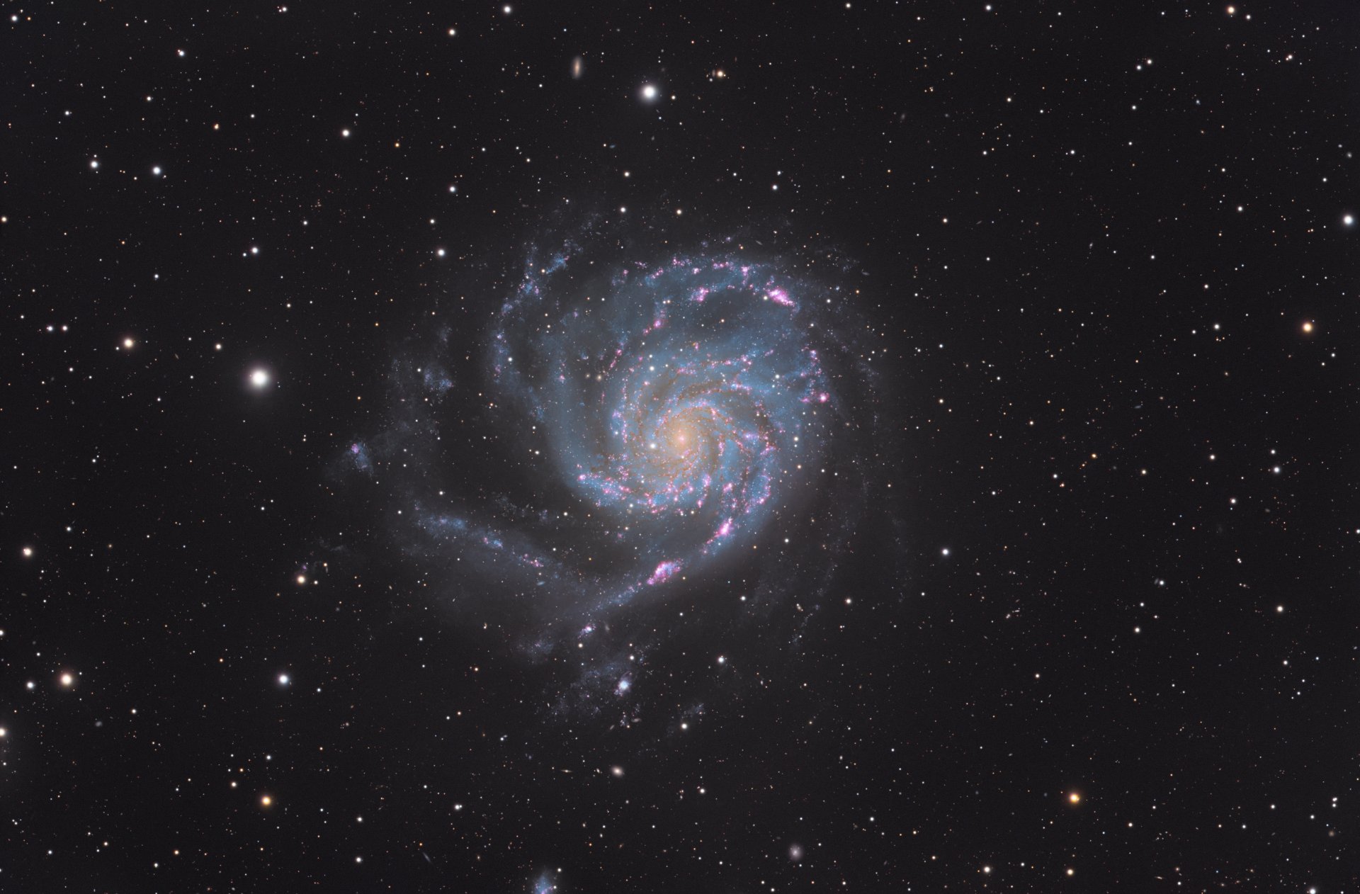 M101_Feuerradgalaxie.jpg