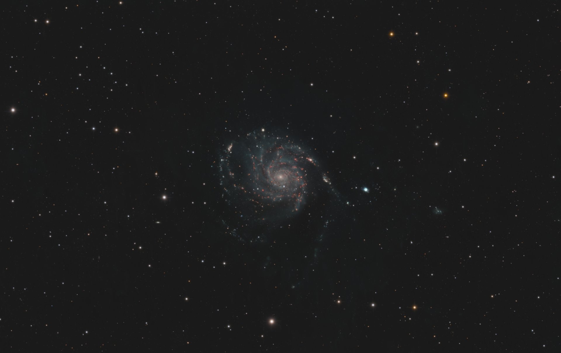 M101bicolorH2O.jpg
