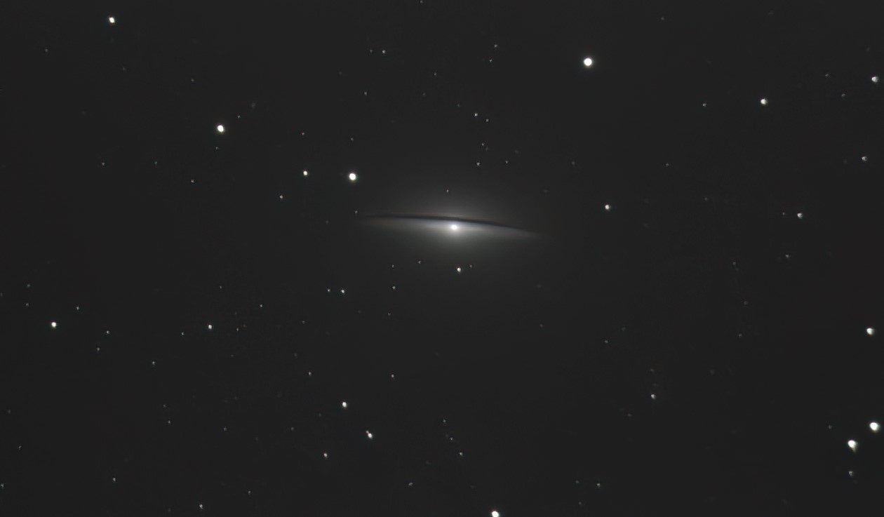 M104_10_05_24_033_8s_Z_B.jpg