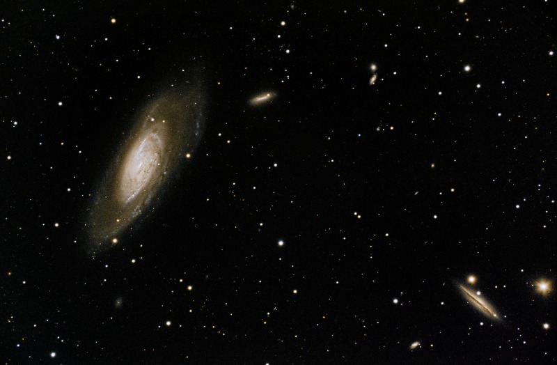 M106.jpg
