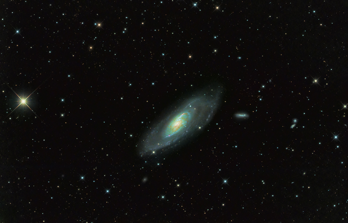 M106_SM.jpg