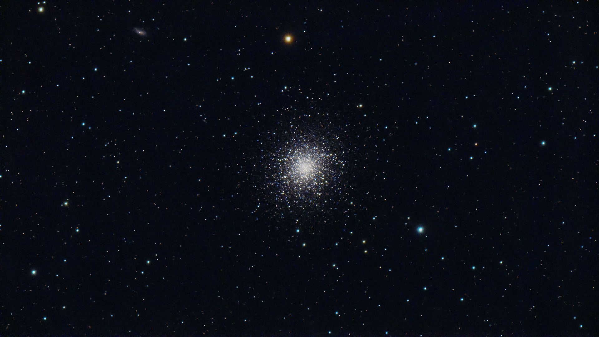 M13_56min_Gain100_Darks_Siril_Bearbeitet_GraXpert_Photoshop_export.jpg