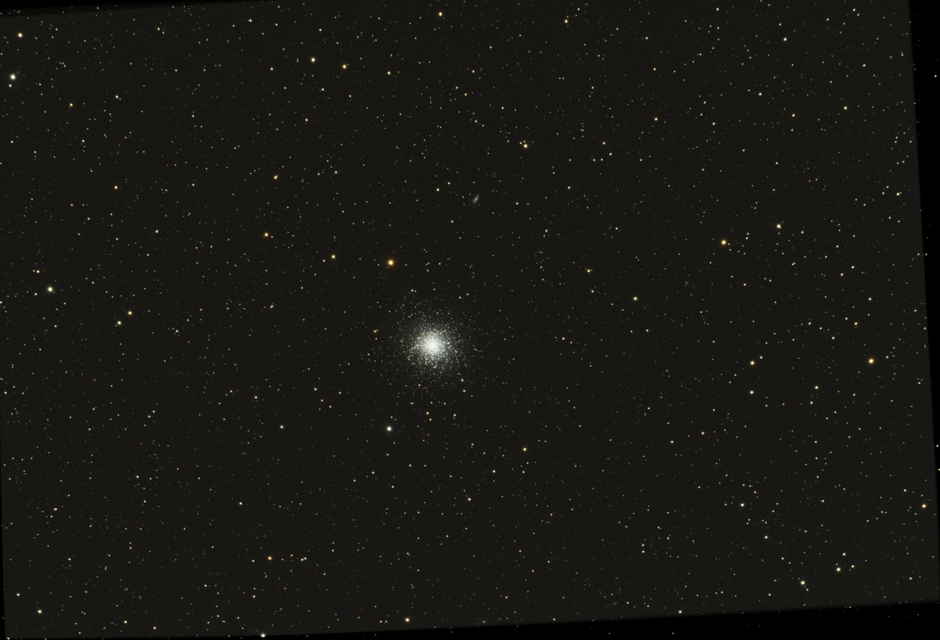 M13_Stack_300frames_1800s.jpg
