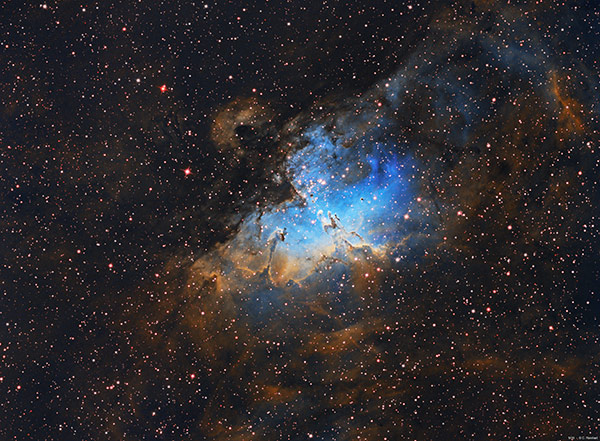 M16_Hubble_Palette-PS.jpg