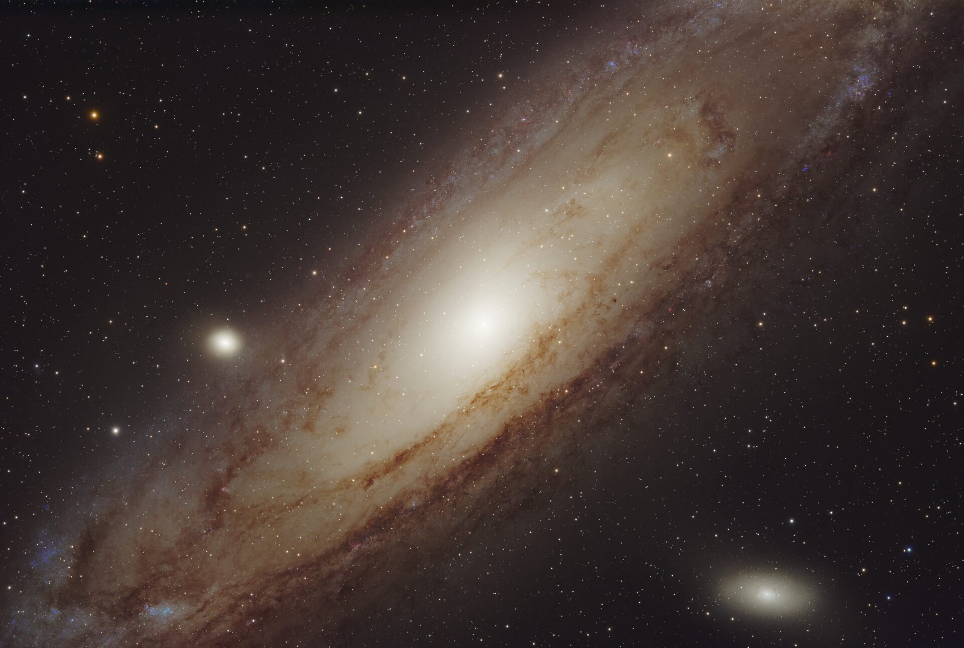 M31 2025-12-09 DSCP2600c TSA120 f7.5 GD.jpg