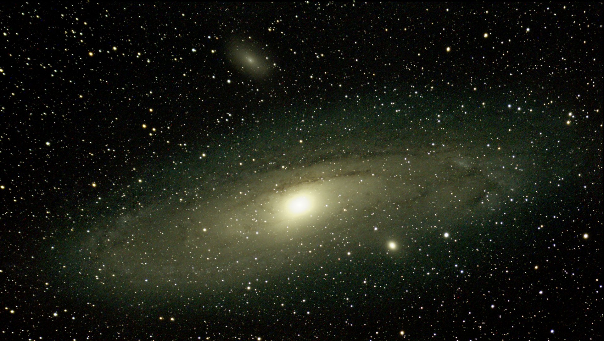 M31Jan26_217frames_x10sec.jpeg