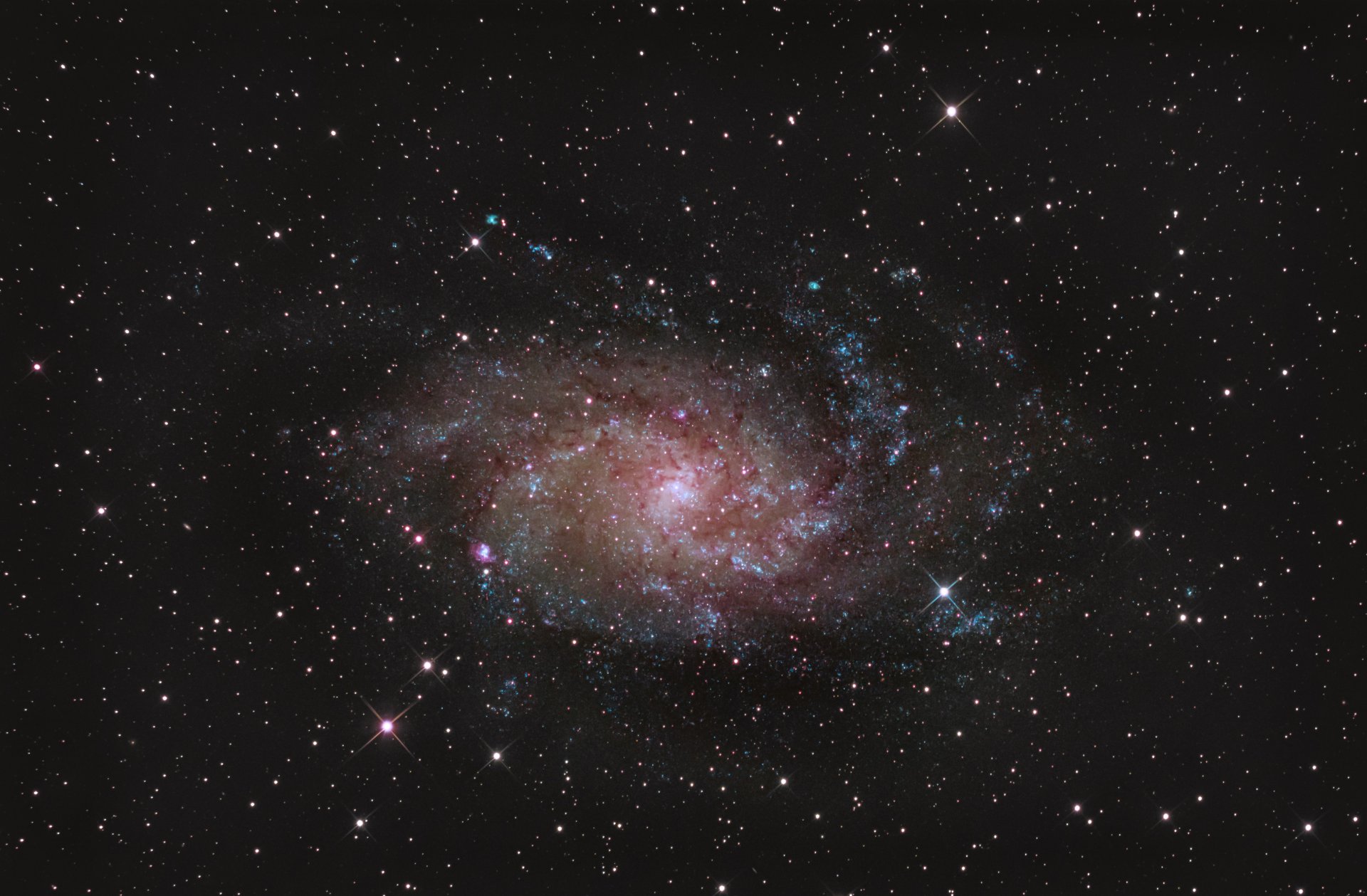 M33 RGB+L-Extreme.jpg