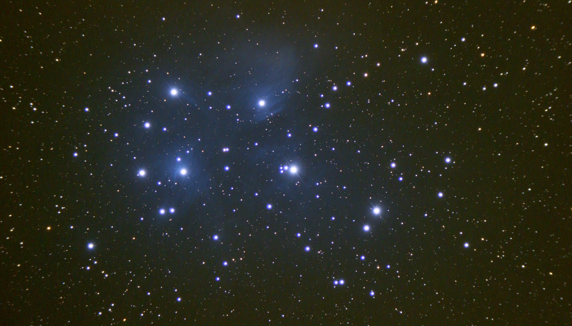 M45_223frames_2230s_WithDisplayStretch.jpg
