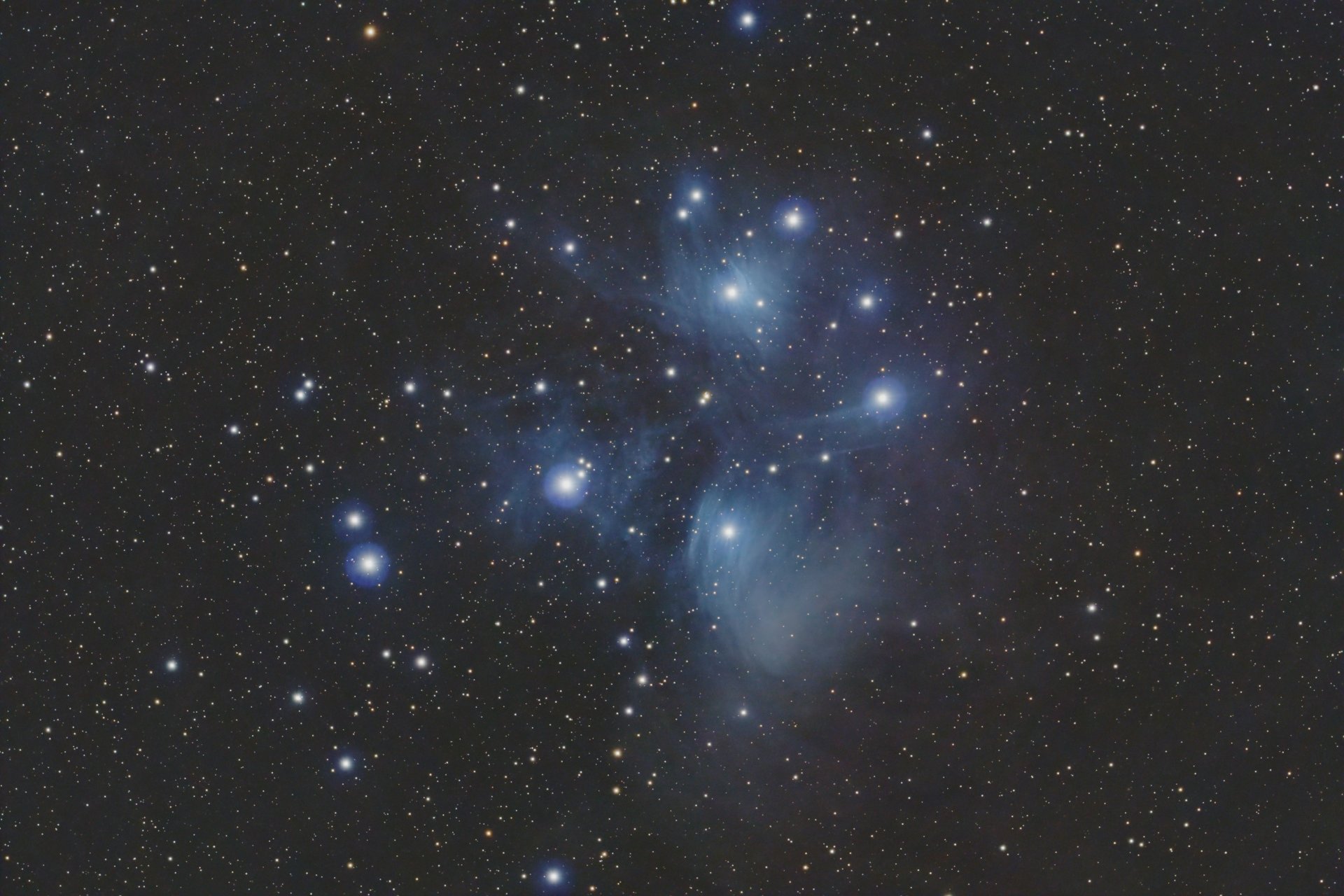M45_Stack_16bits_300frames_1800s.jpg