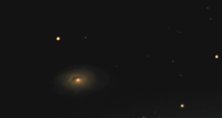 M64-Blaues-Auge.png