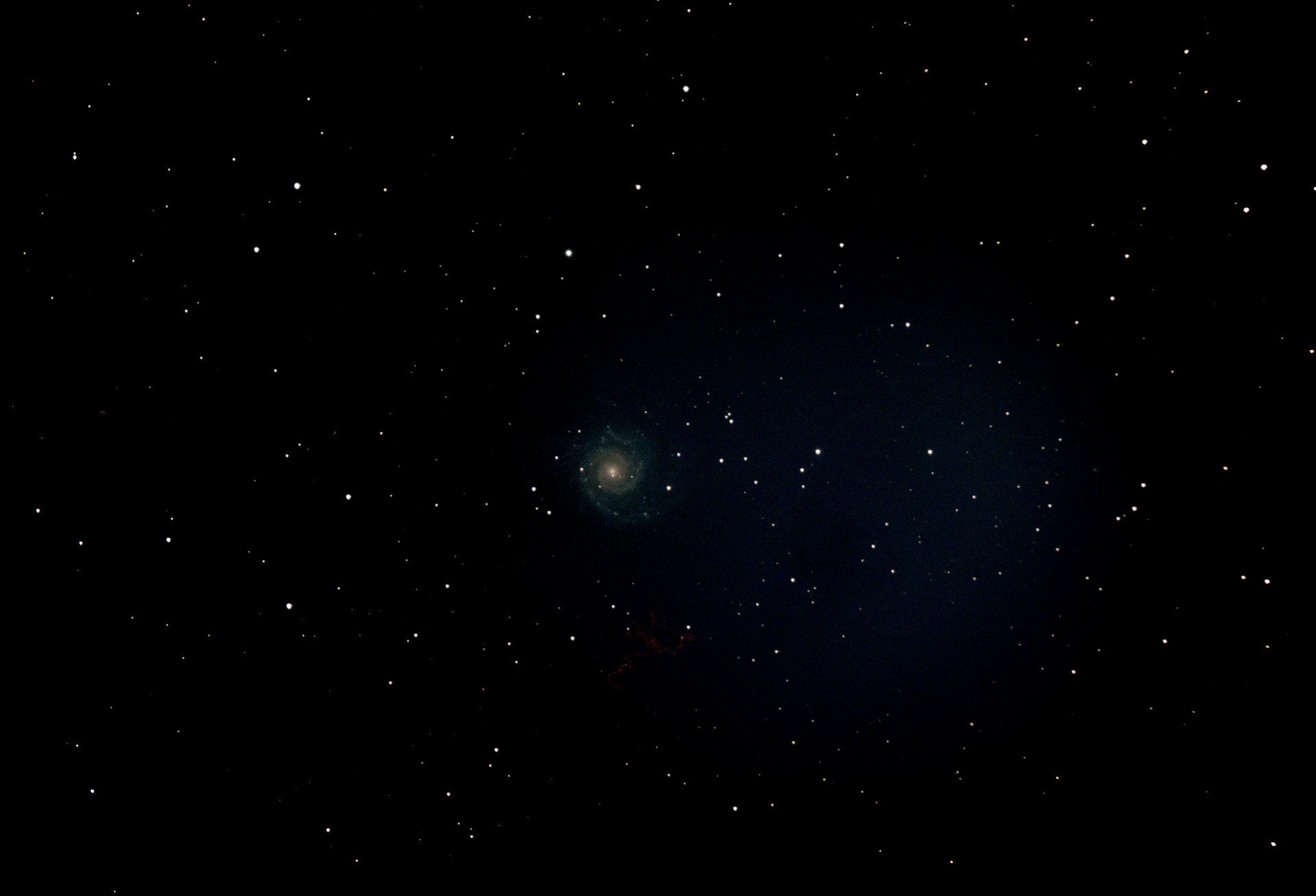 M74_ALL_Stack_550frames_4400s_WithDisplayStretch.jpg