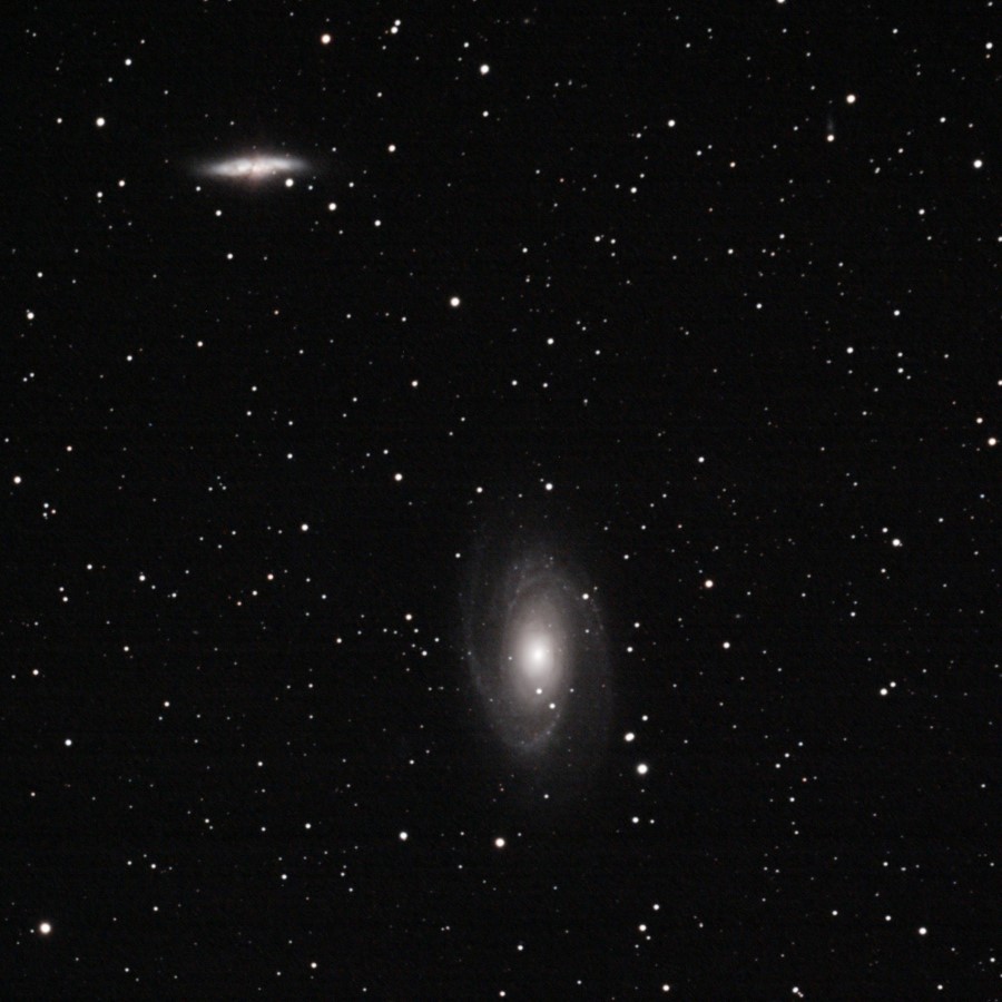 M81 Apo102f4ASI533L-Pro_34frames_1088s_cropresized.jpg