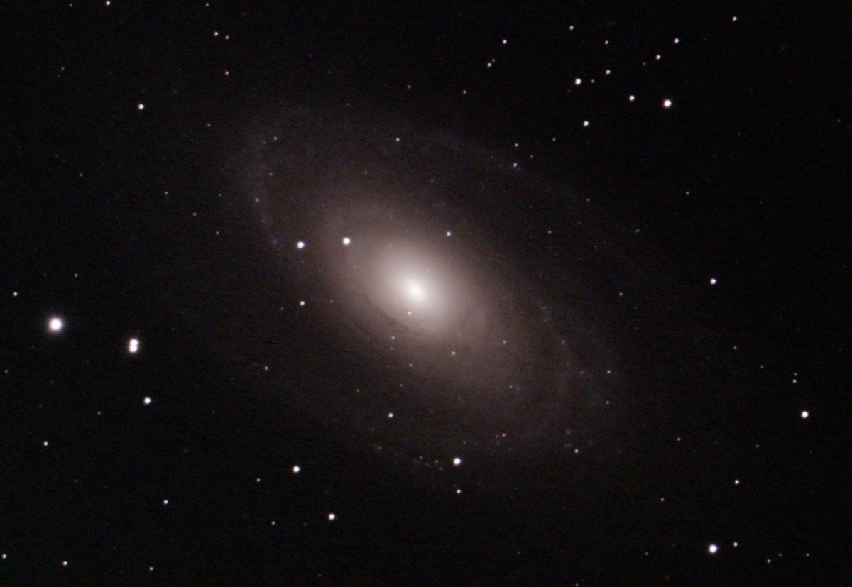 M81 C8f7ASI294_32frames_512s_cropresized.jpg