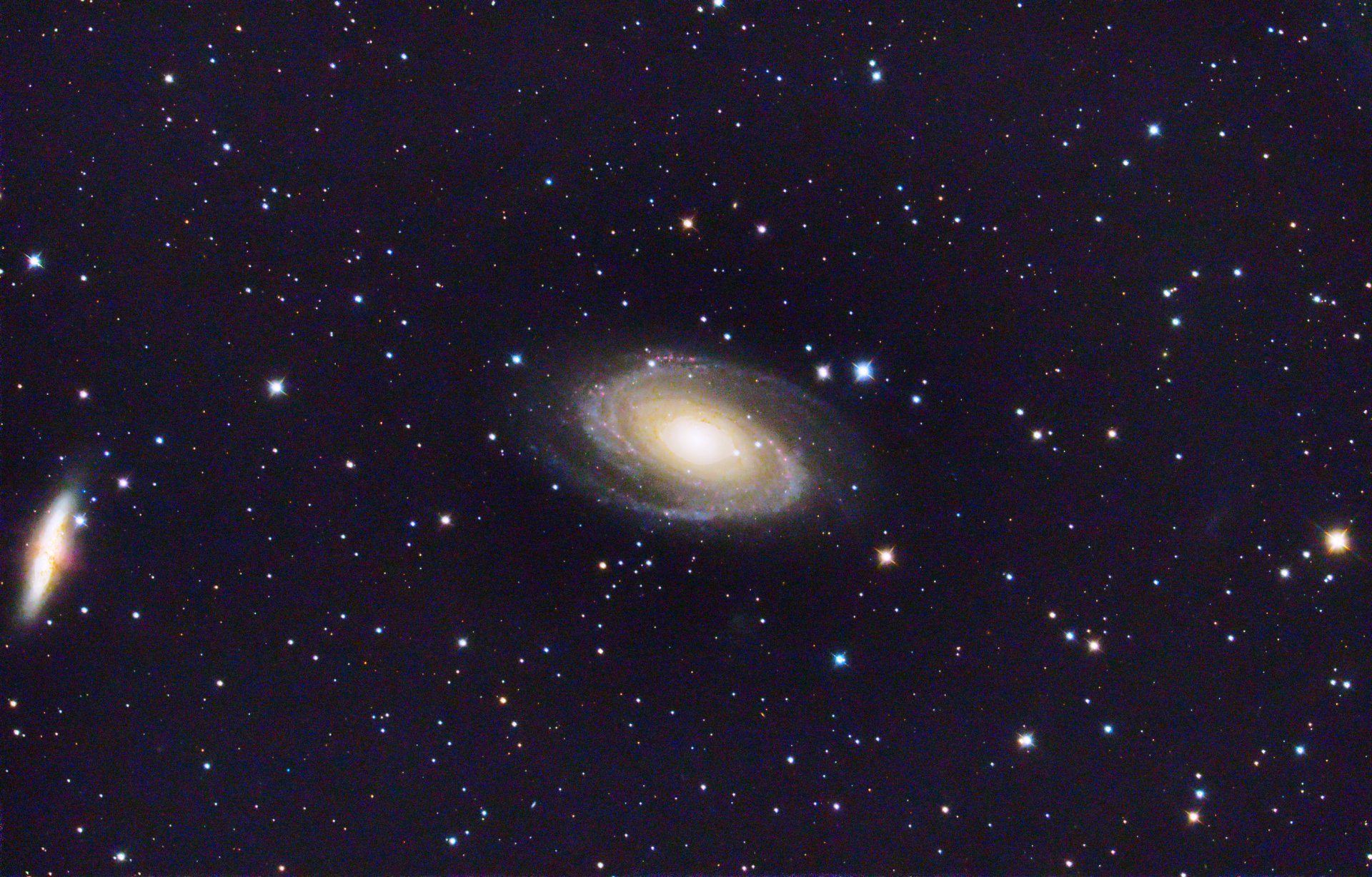 M81.jpg
