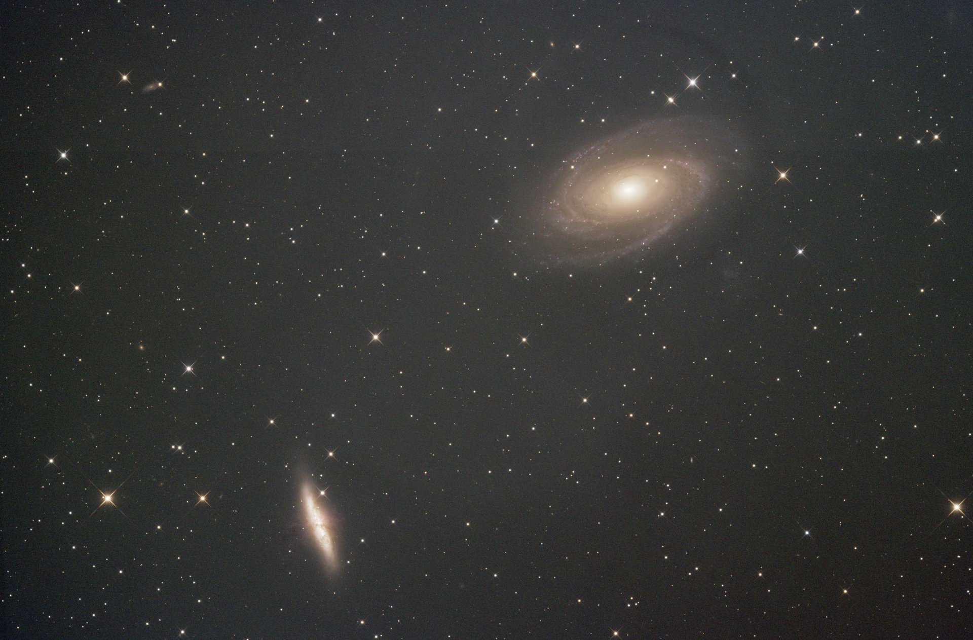 M81_Bode_Galaxie-crop-crop-St.jpg