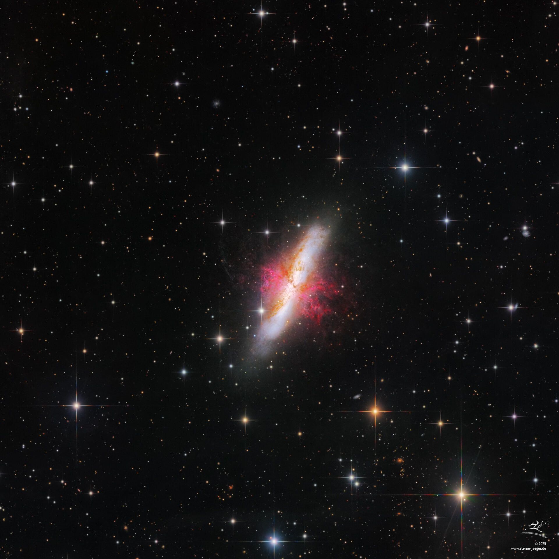 M82_LRGBHa_3042min_2025-04-25_V02.jpg