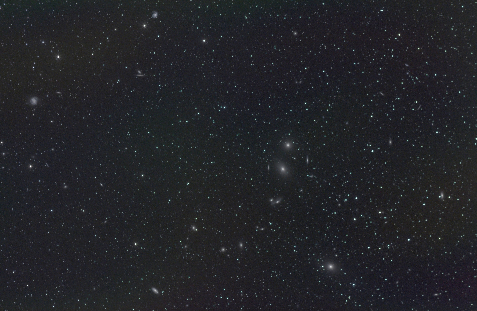 M84 200 klein.jpg
