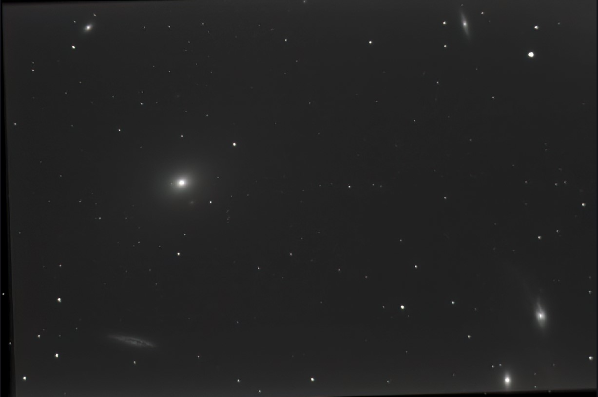 M86_09_05_24_033_8s_Z_B.jpg
