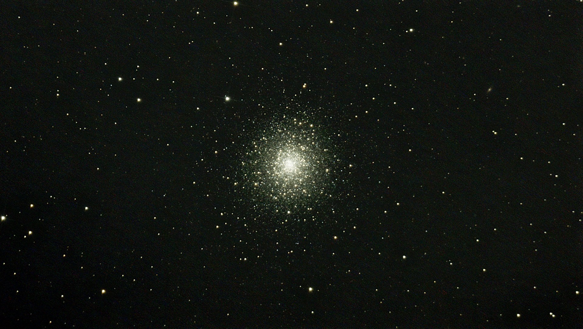 M92-330x6sec-frames_1980s_Okt26-2.jpeg