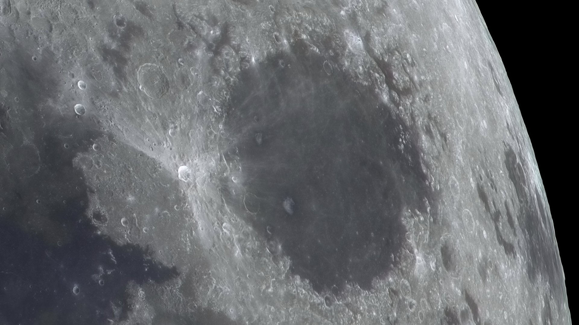 Mare-Crisium.jpg
