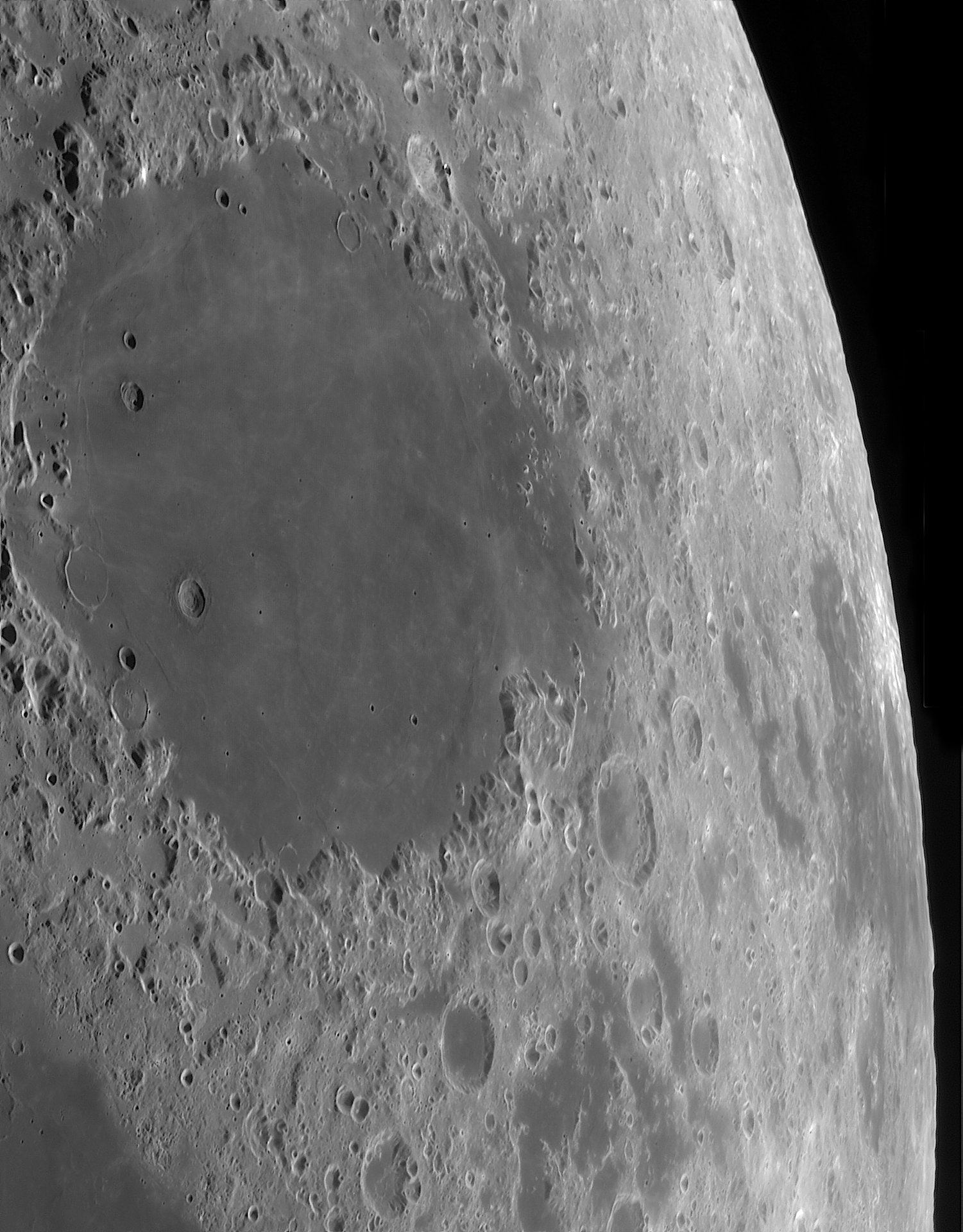 mare-crisium_210526_200509_Rmosaikc.jpg