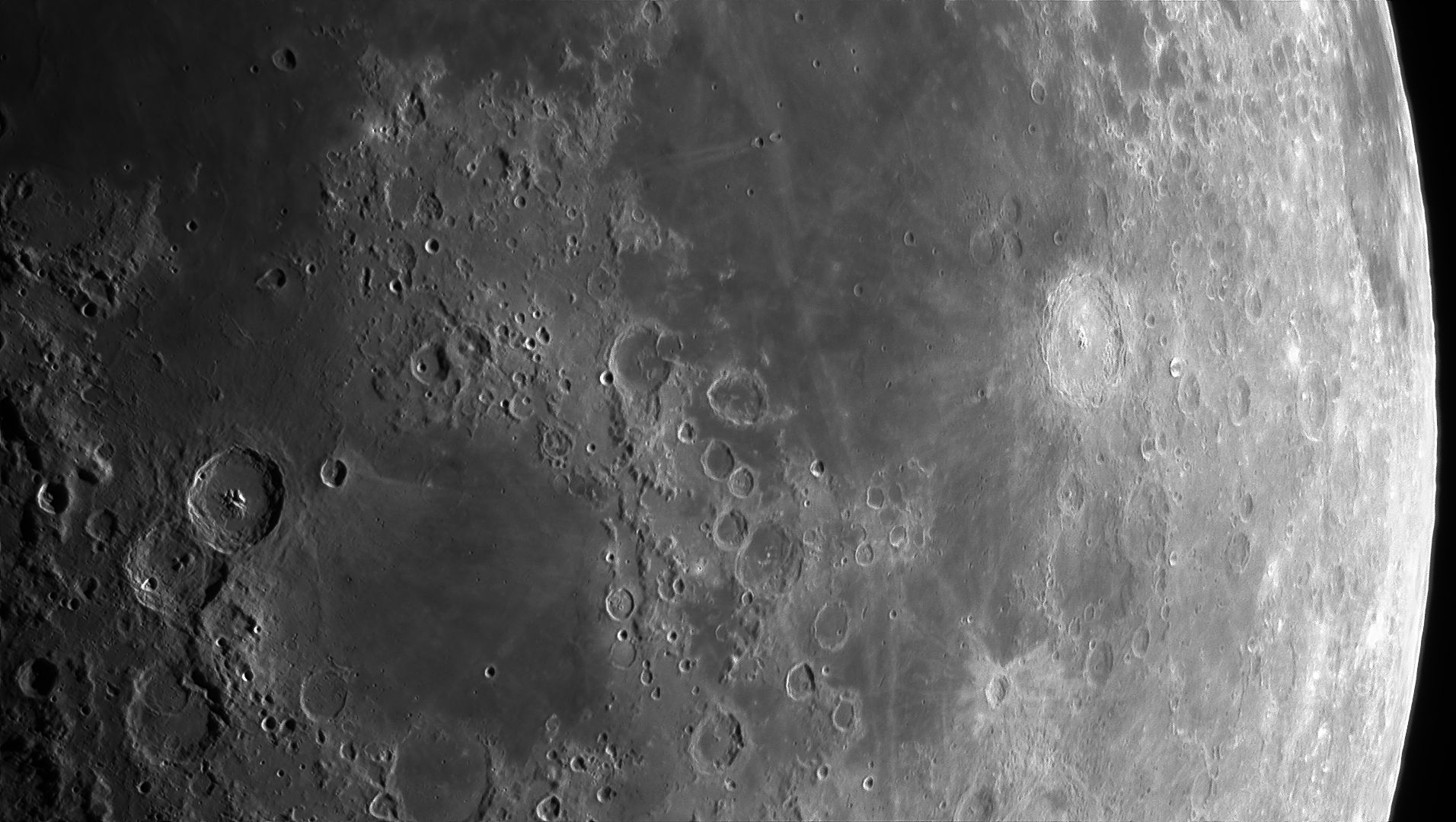 mare-smythii_160324_195210c.jpg