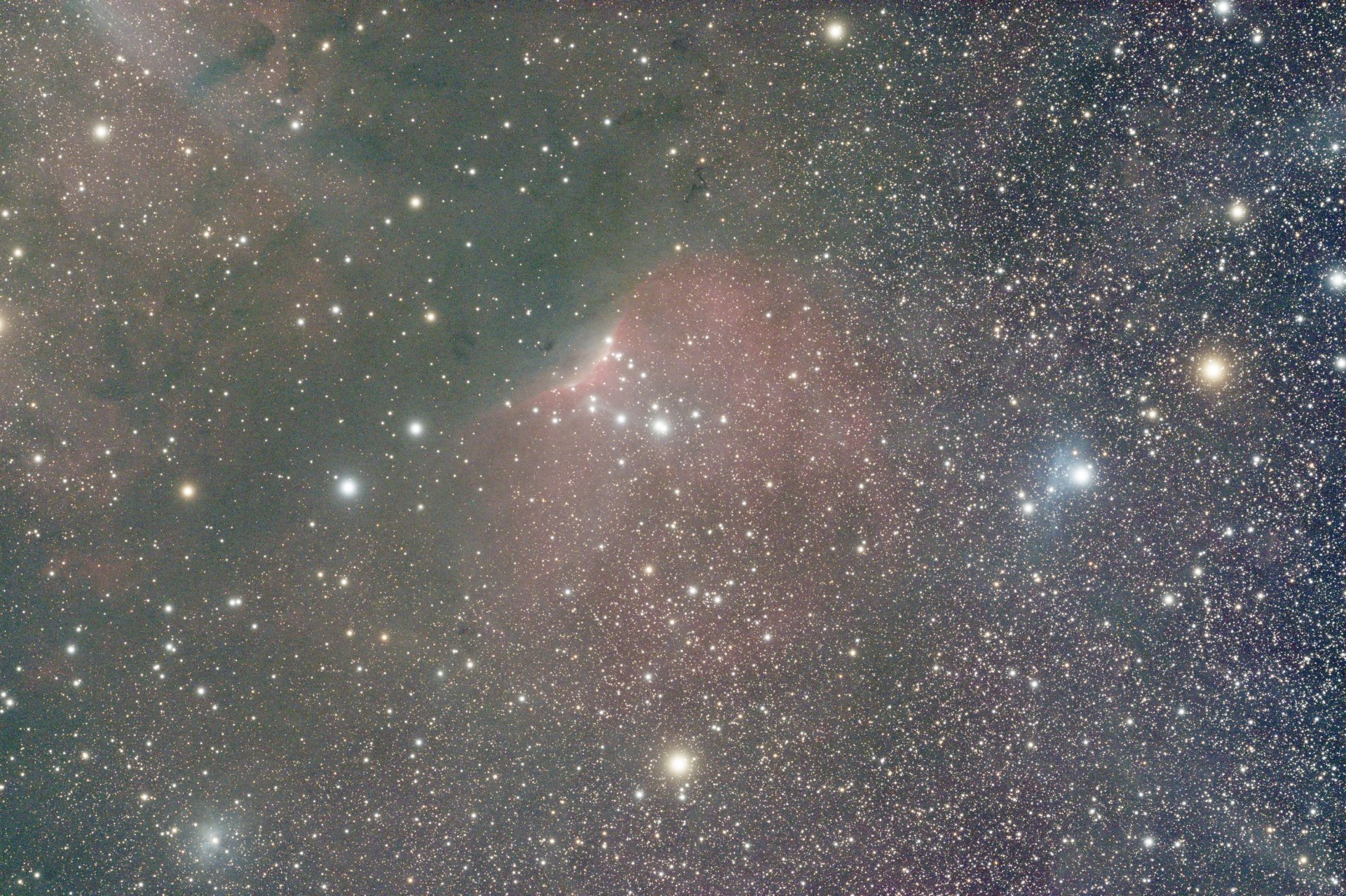 masterLight_BIN-1_6072x4042_EXPOSURE-300.00s_FILTER-NoFilter_RGB.jpg