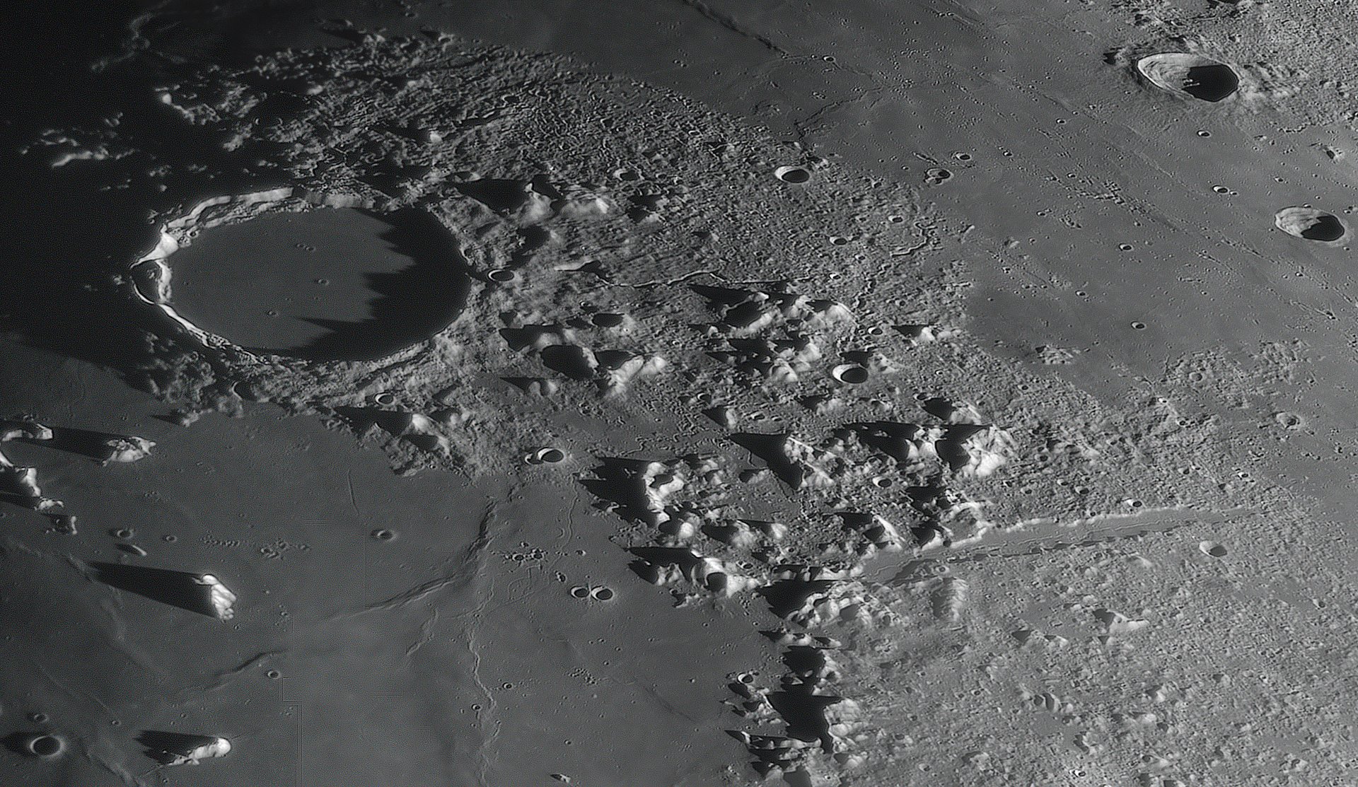 Mond 25.02  (2).jpg