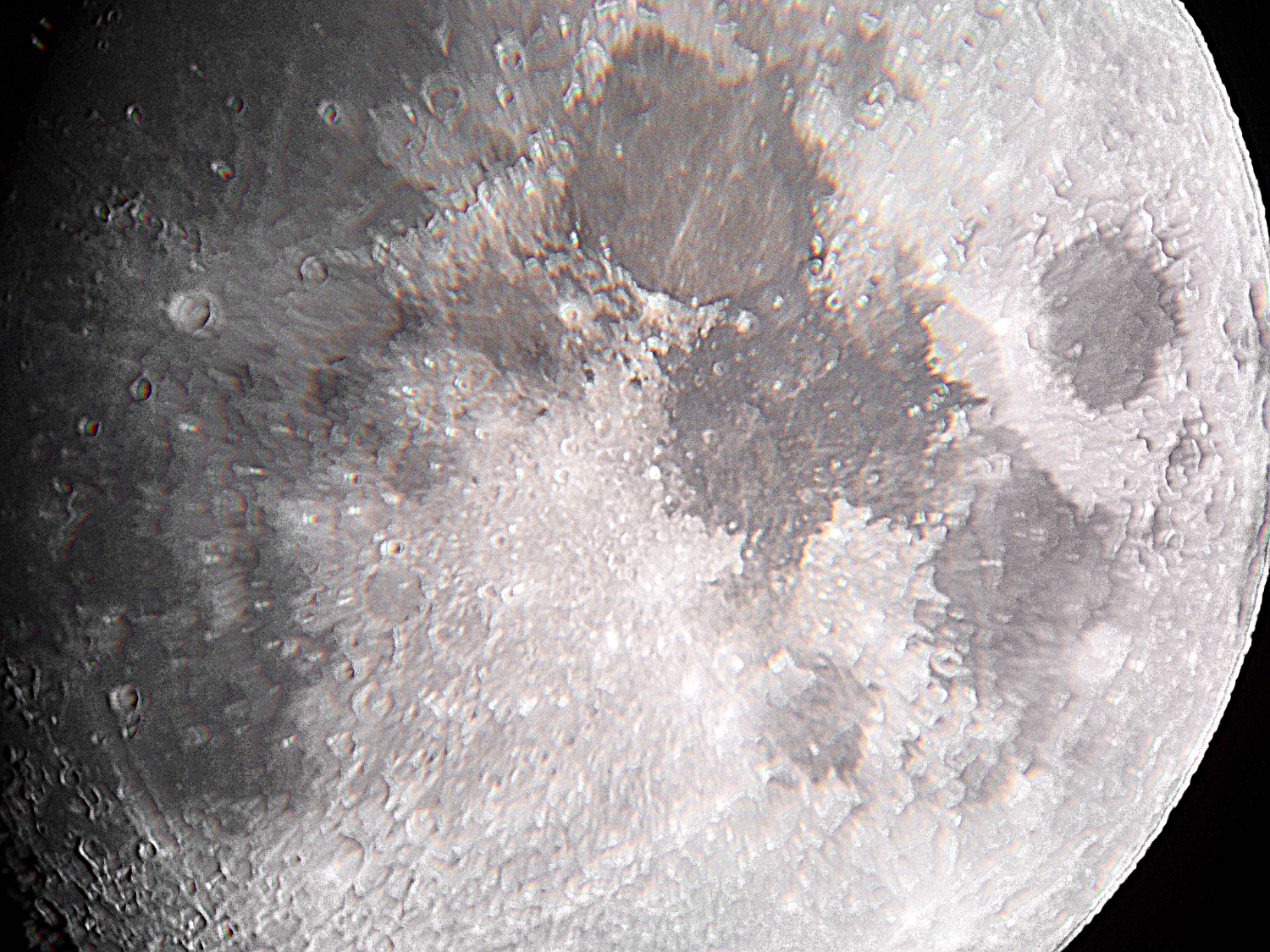 mond-P9273029-1500.jpg