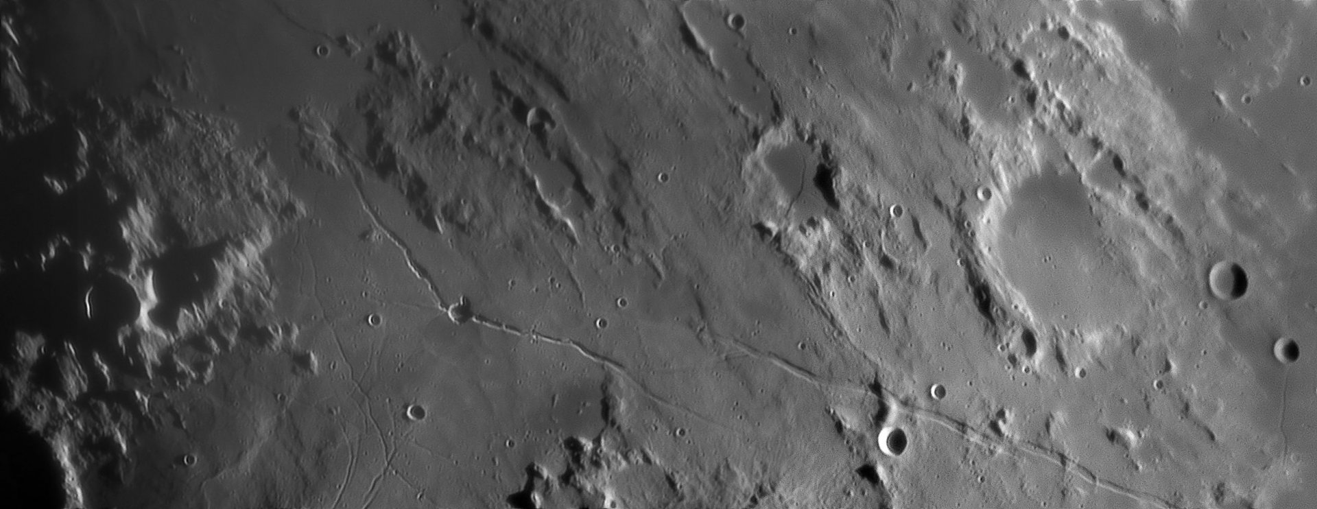 Mond-V_250623_224315c.jpg