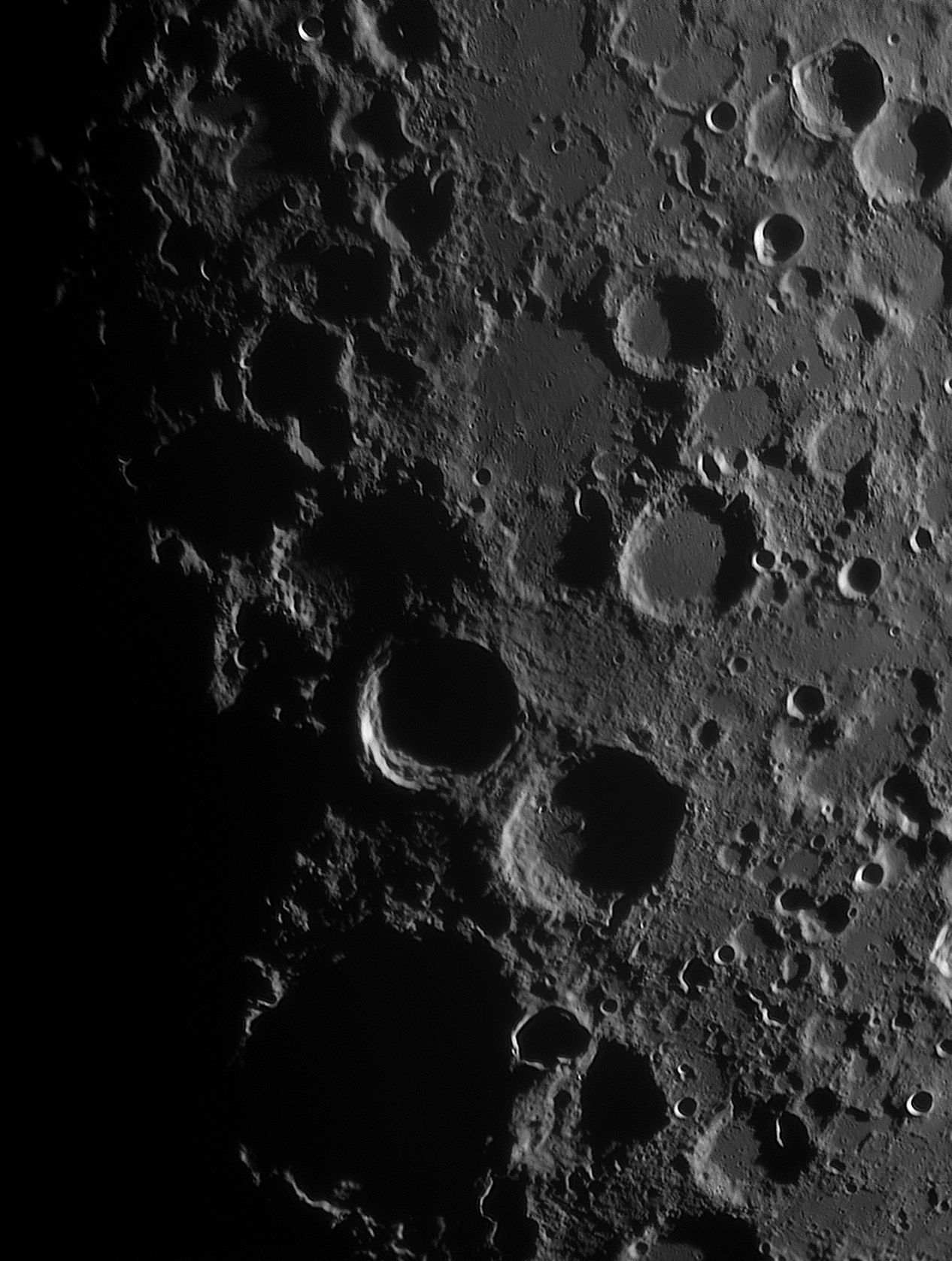 Mond-x-mosaik_110519_212434c.jpg
