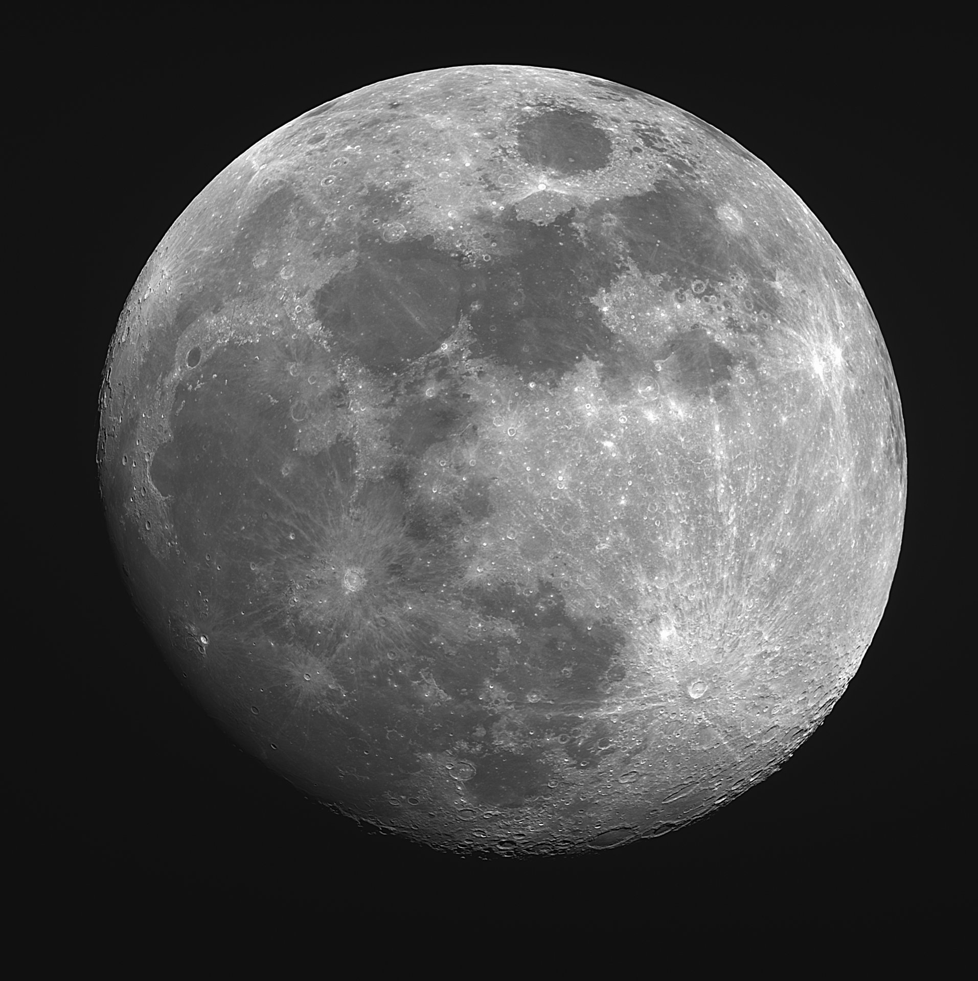 Mond1_stitch.jpg