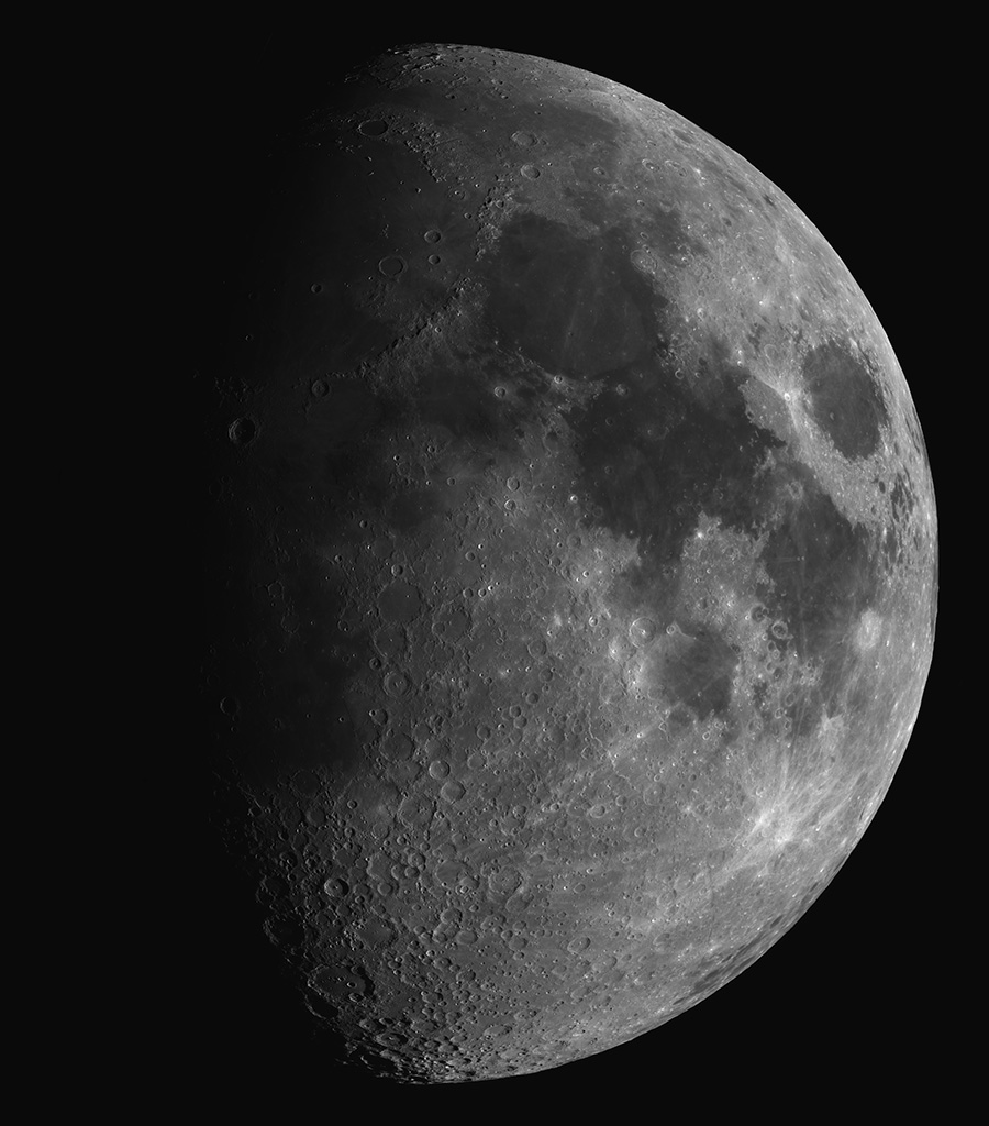 Mond_8-Tage_alt_mosaik_GRAU_WEB_F.jpg