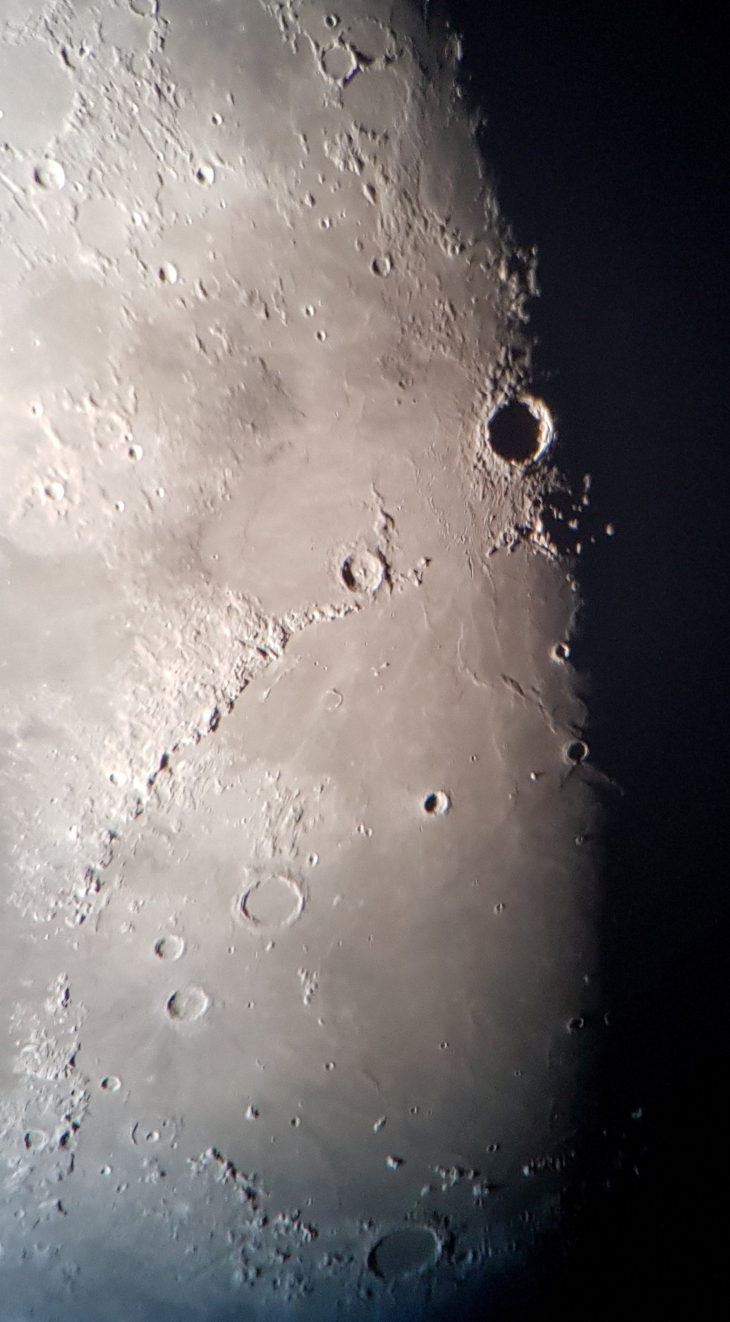 Mond_am_20210718_220229.jpg