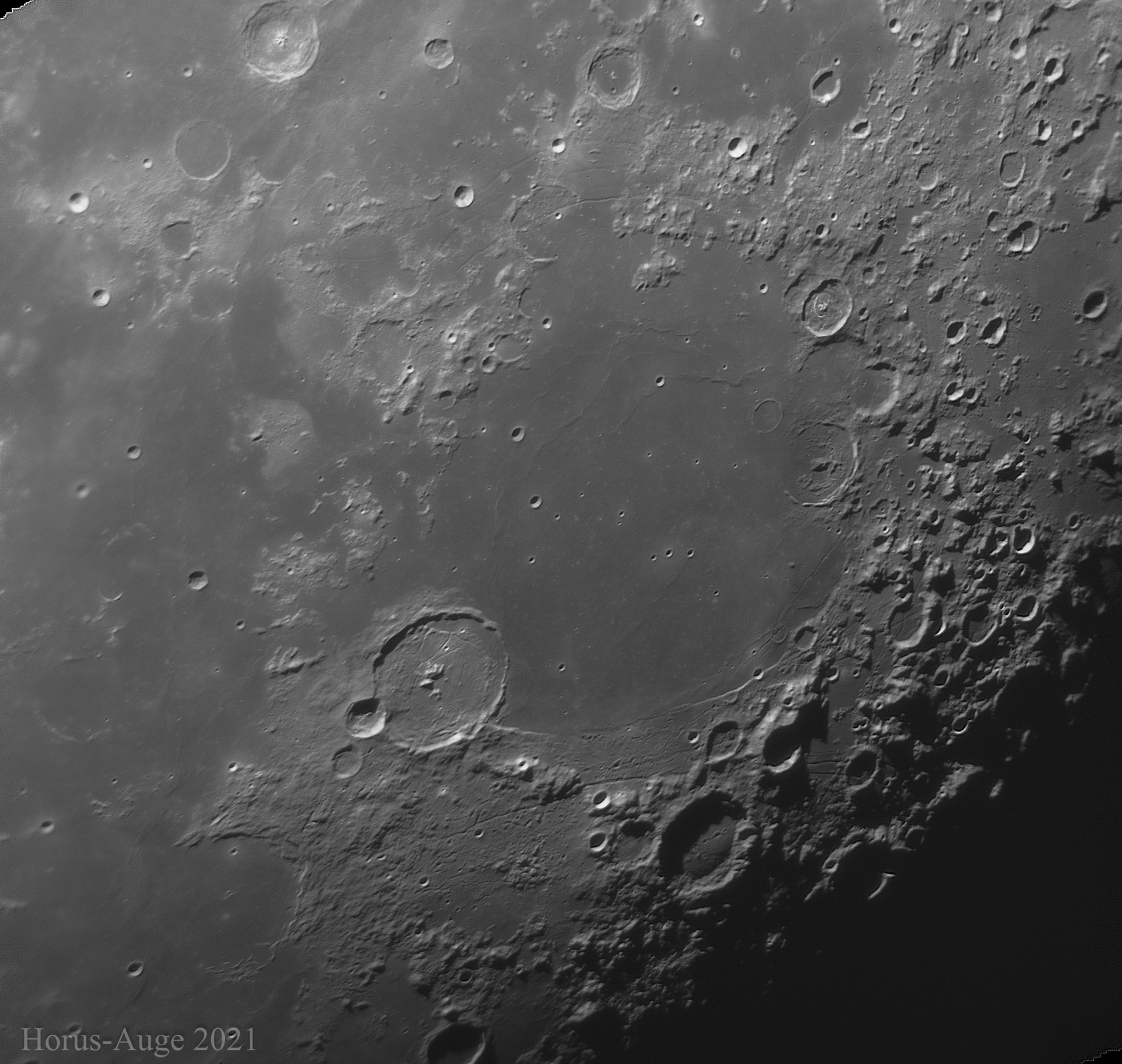 Mond_Gassendi_8ASAI (2).jpg